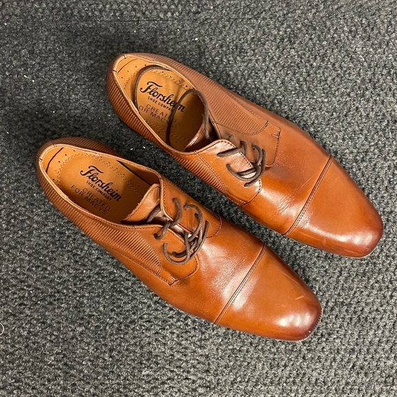 Florsheim Men’s Cap-Toe Oxfords Brown Cognac Classic Size 8.5 Leather Comfy - Picture 2 of 7